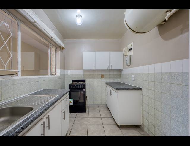 2 BEDROOM APARTMENT FOR SALE IN KENSINGTON B
